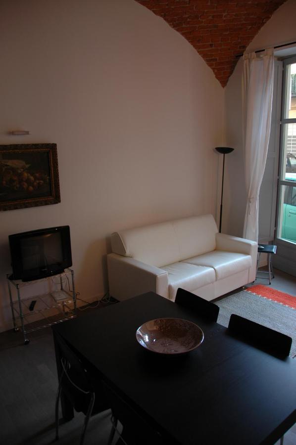 Accogliente Appartamento Tipo Loft Turin Exterior photo