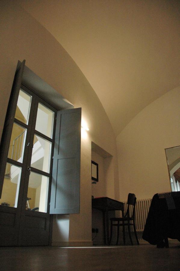 Accogliente Appartamento Tipo Loft Turin Exterior photo